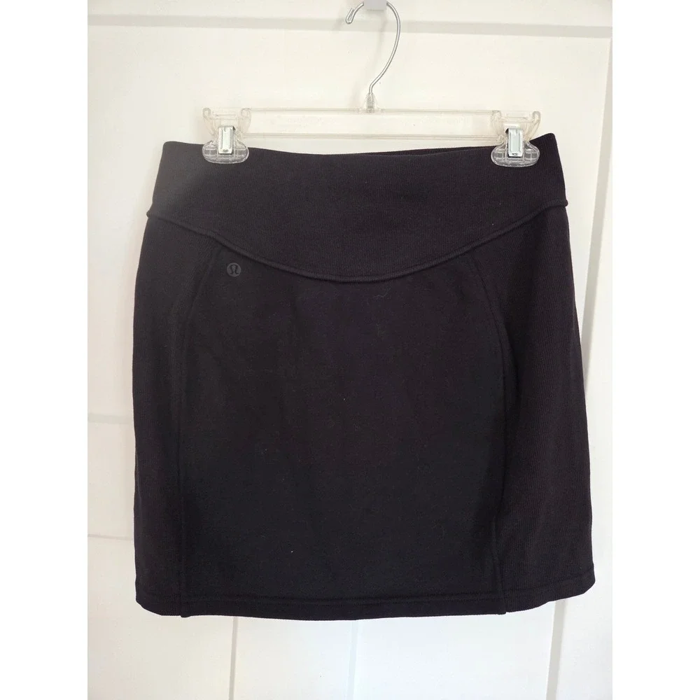 Lululemon Scuba High Rise Mini Skirt Black Cotton Fleece LW8ALSS Size M NWT